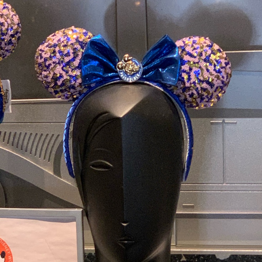 Disney Parks 2021 Annual Passholder Ears Headband